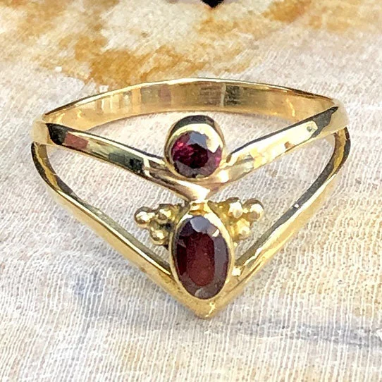 women affordable rings -<span>RBR-050<span>: </span></span>Ruby Empress Ring - Brass