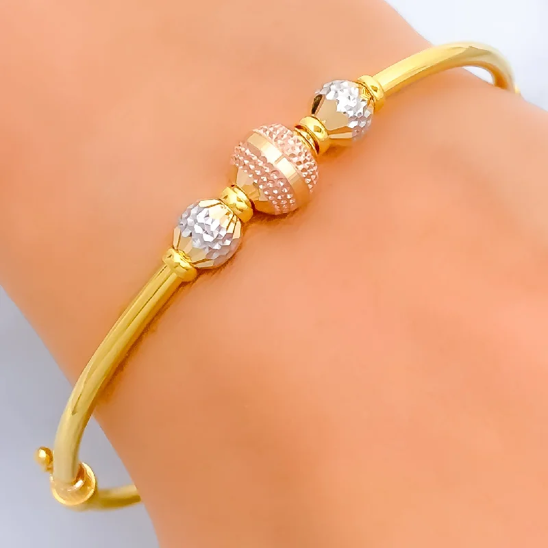 women vintage-style bangles -Delicate Poised 22k Gold Bangle Bracelet