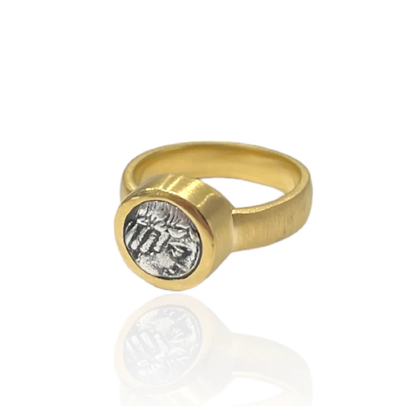 women solitaire rings -GOLD FLORA COIN RING