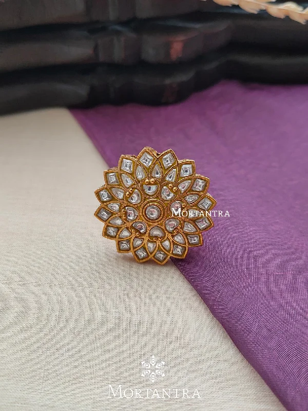 women vintage wedding bands -White Color Gold Plated Thappa Jadau Kundan Ring - TJ-R10