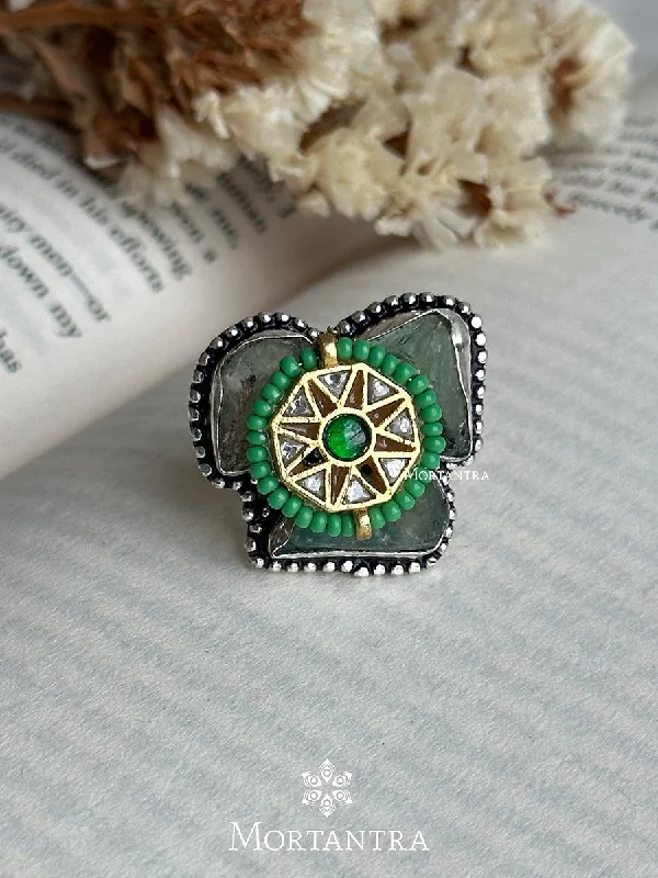 women modern rings -Green Color Mishr Ring - MR-RNG21WGR